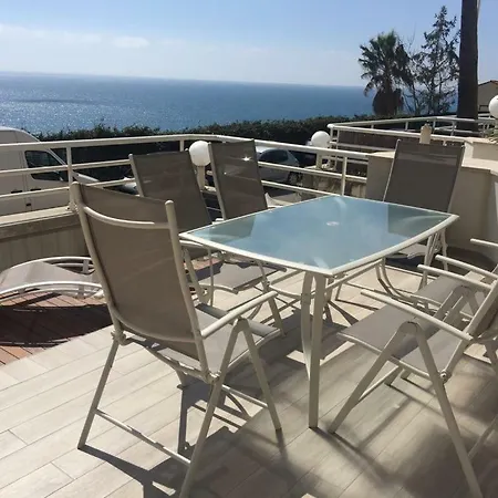 Delizioso Vista Mare Apartment *